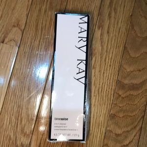 1 Mary Kay 3 in 1 Cleanser & 2 moisturizers